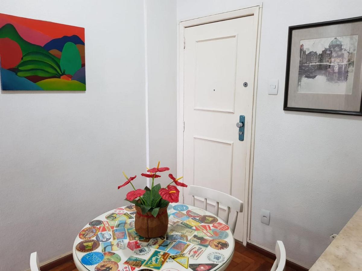 Charming Studio Copacabana Beach & Metro Ріо-де-Жанейро Екстер'єр фото
